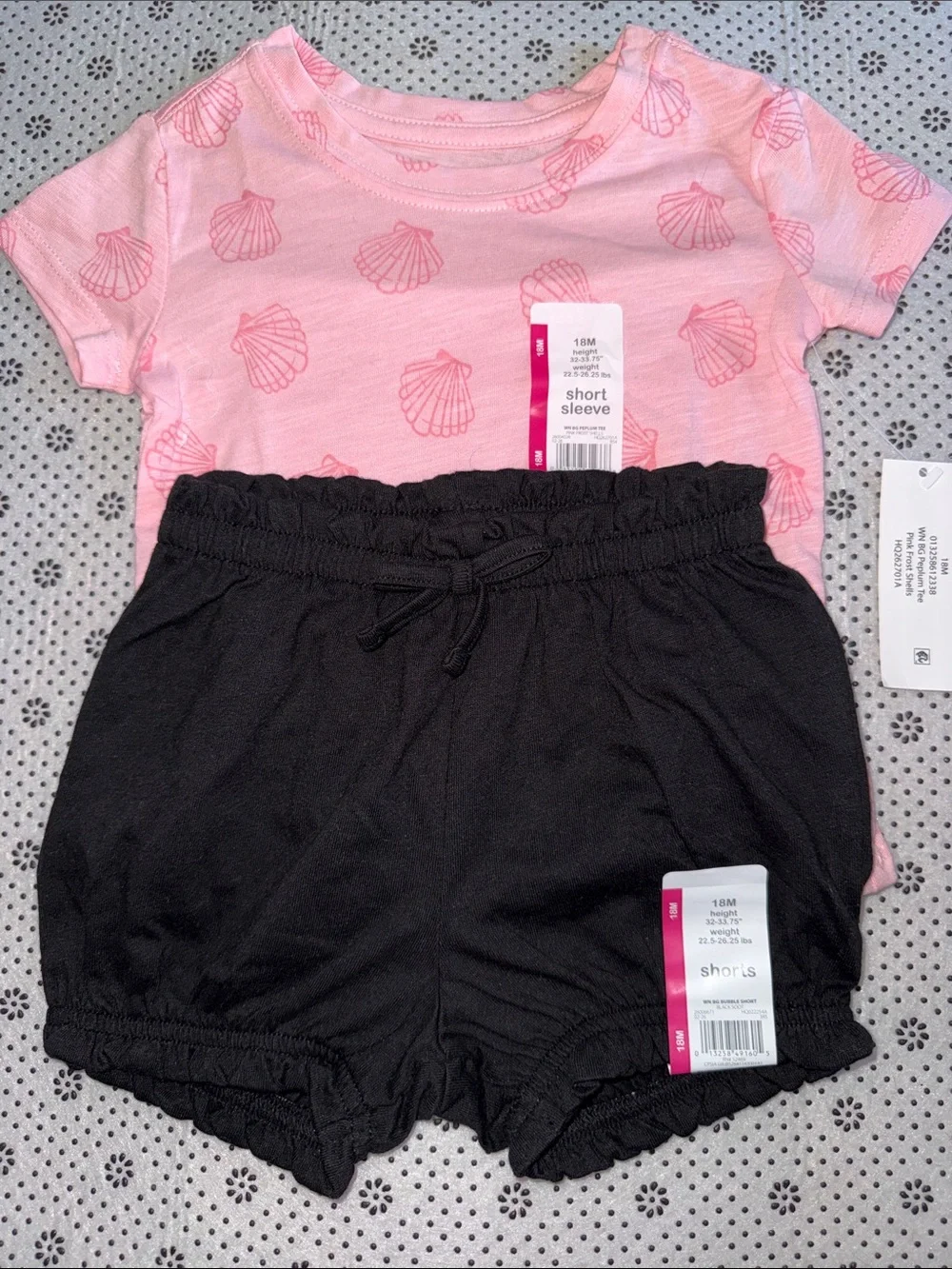🛍NWT 🛍 CUTE LITTLE BABIES OUTFIT SIZE 18 MONTHS 🛍